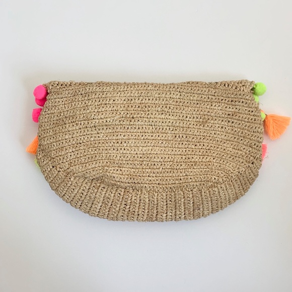 LILLY PULITZER | Straw Clam Shell Clutch - Picture 4 of 5